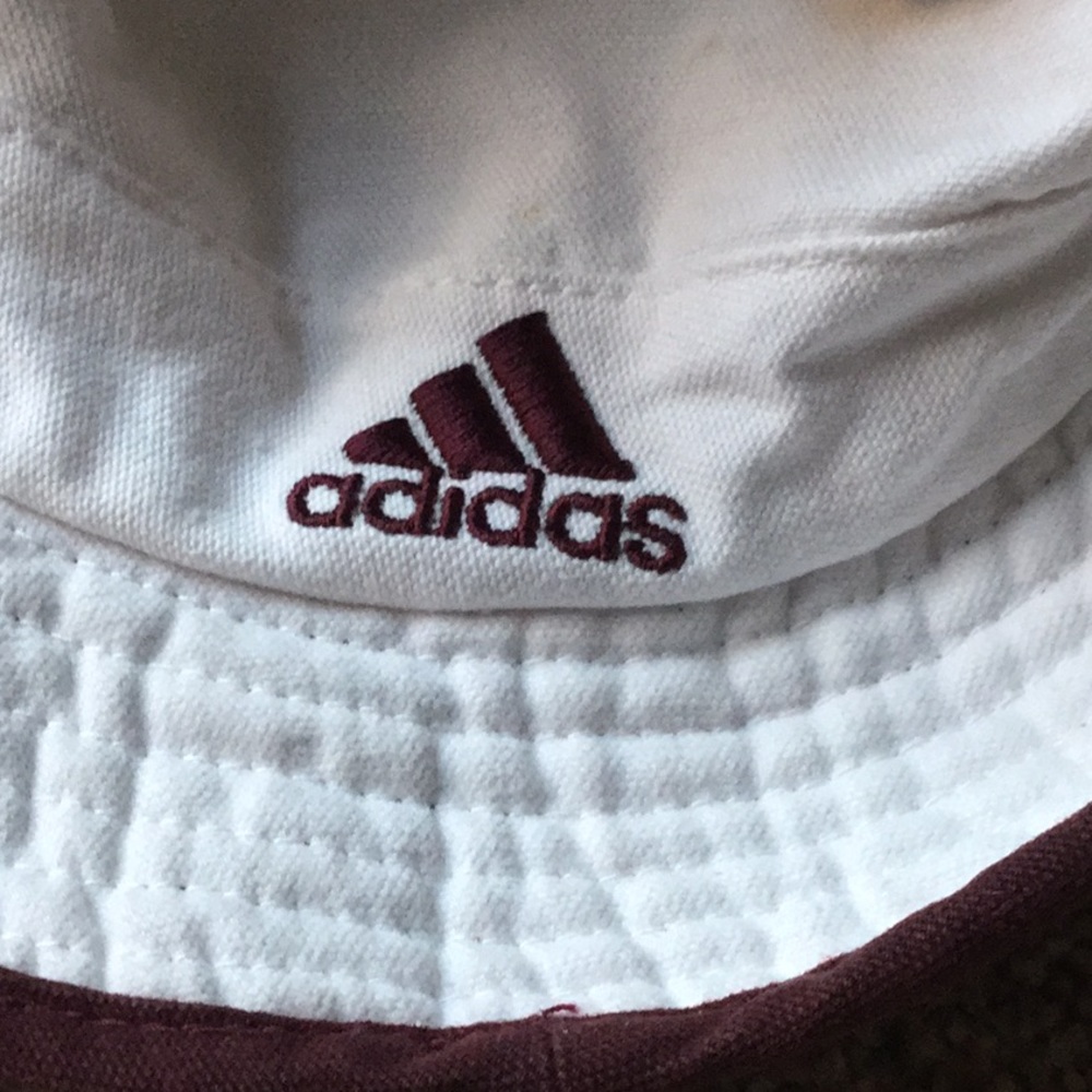 Adidas hat sz L/XL